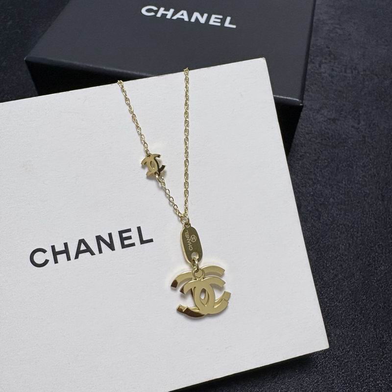 Chanel Necklace 06yxs137